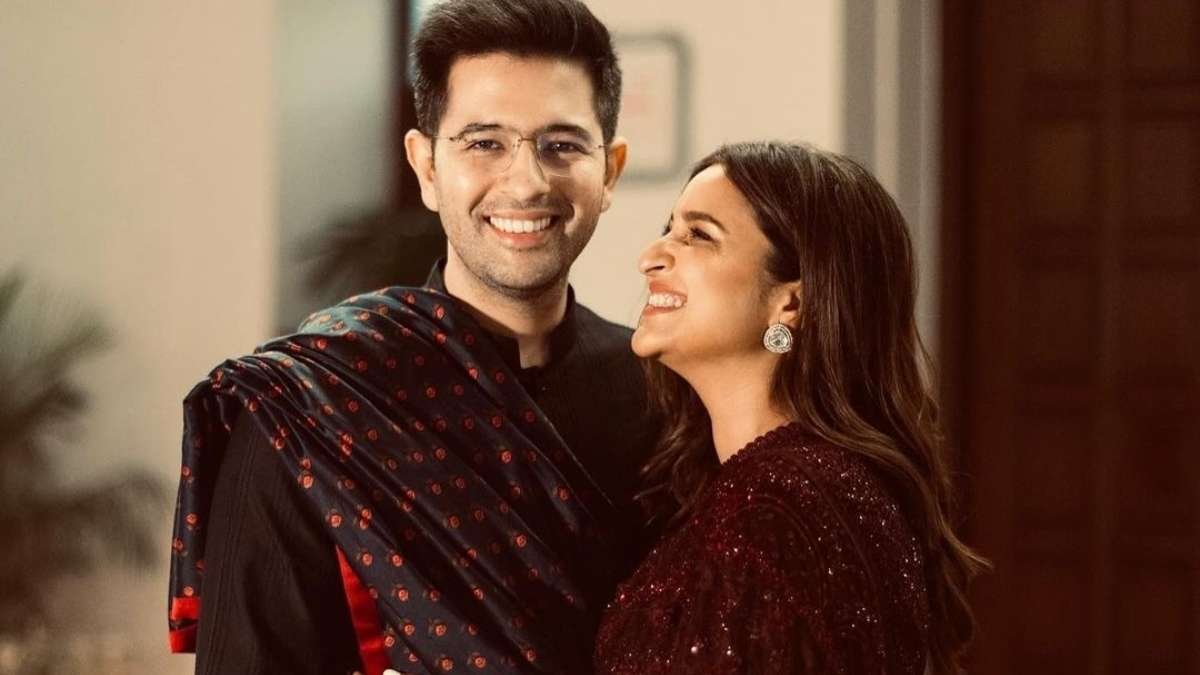 Parineeti Chopra gives a sneak peek into her long-distance relationship with Raghav Chadha | WATCH