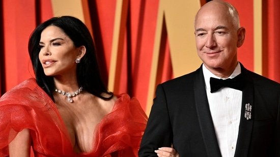 Jeff Bezos, and Lauren Sanchez sail through the Mediterranean with Kim Kardashian, DiCaprio, Katy Perry and more