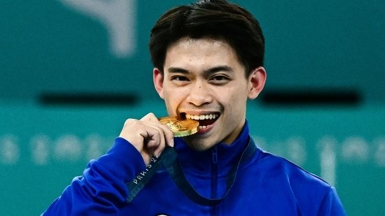 Filipino gymnast Carlos Yulo gets $414k condo, lifetime supply of ramen after historic Olympics win